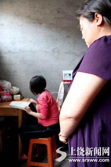 《上司丰满人妻3》的相关介绍