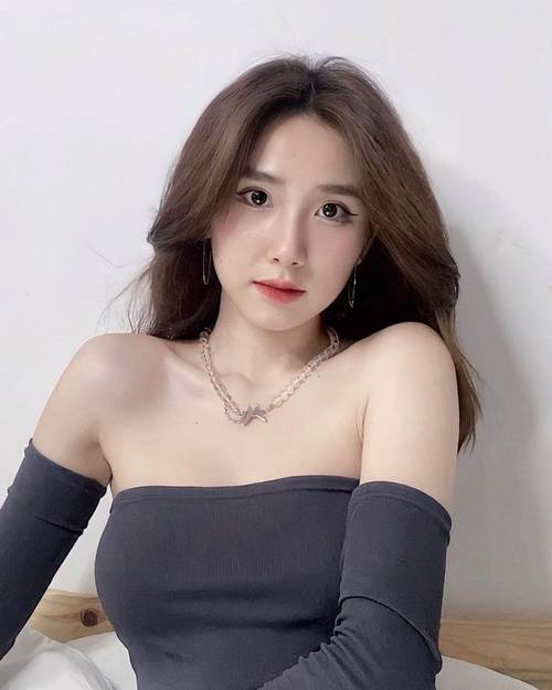 超碰少妇人妻的相关介绍