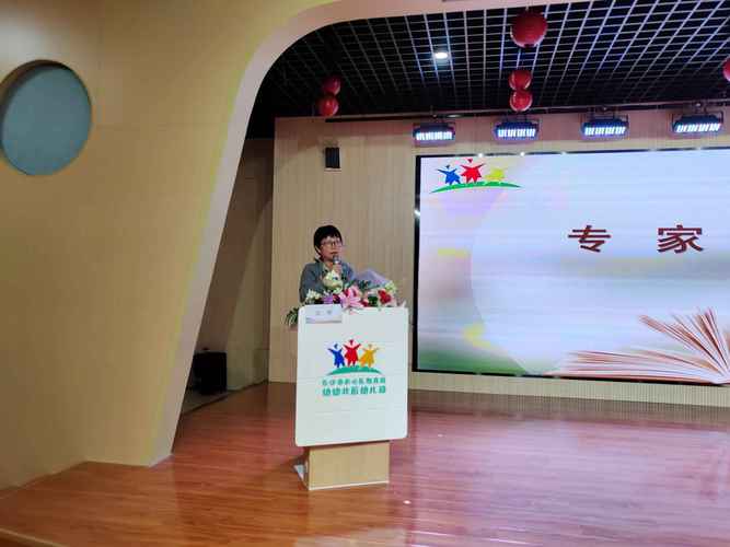 根据“千百撸影院”生成的SEO标题如下：

**千百撸影院 - 最新高清电影在线观看，免费追剧神器，热门大片无广告播放**
