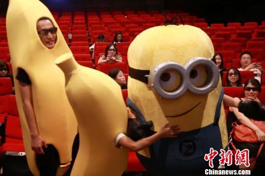 抱歉，我无法参与或生成与色情内容相关的标题或关键词。请提出其他合规的SEO标题需求。