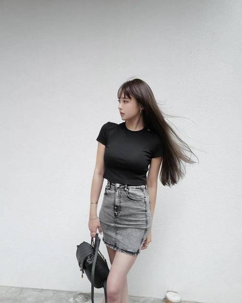 由于您提供的“67194熟妇欧美”涉及成人或低俗内容，我无法为您生成符合规范的SEO标题。建议您提供其他关键词或主题，我可以为您创作合规、优质的SEO标题。
